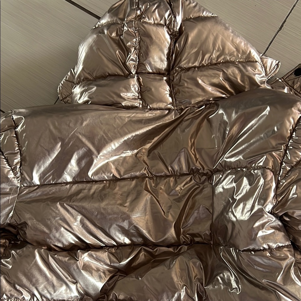 Metallic Puffer Jacket - Picture 3 of 5